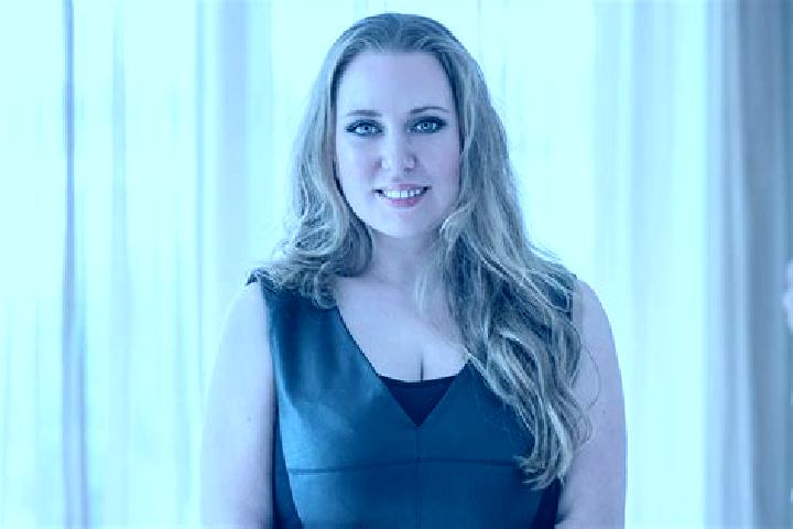 Iris, 25 — Escort in Velden, Netherlands