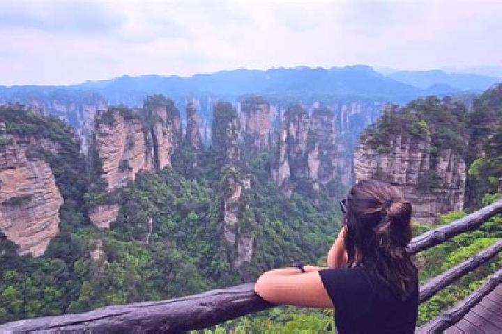 Iris, 25 — Escort in Zhangjiajie, China
