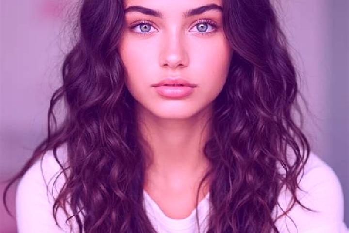Iris, 26, a auburn amber-eyed mediterranean companion based in Goodland. Offering GFE, Striptease, Prostate Massage, Massage. Available for incall and outcal...