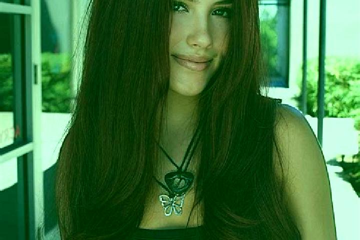 Iris, 26, a auburn dark-eyed caribbean companion based in Sukahaji Satu. Offering Domination, Erotic Massage, Dinner Date. Available for incall and outcall, ...