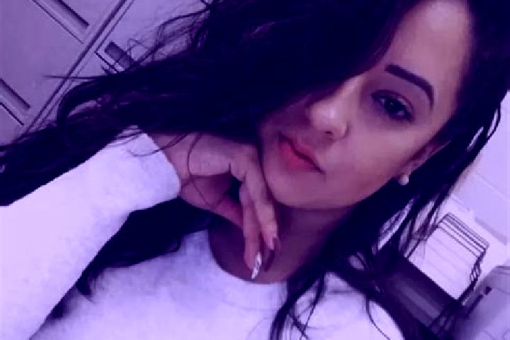 Iris, 26, a auburn dark-eyed indian companion based in Montegrotto Terme. Offering BDSM, GFE, Girlfriend Experience, Domination, OWO. Available for incall an...