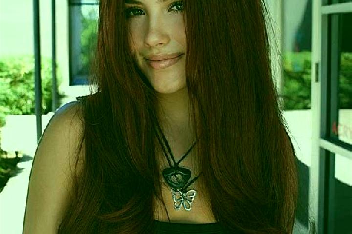 Iris, 26, a auburn dark-eyed mixed companion based in Bruchin. Offering GFE, BDSM, Roleplay, Massage, Domination. Available for incall and outcall, overnight...
