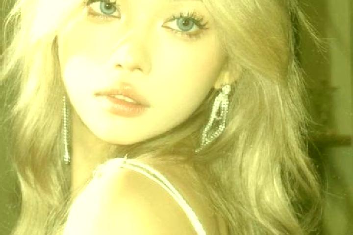 Iris, 26, a blonde blue-eyed asian companion based in Carmen de Viboral. Offering GFE, Dinner Date, CIM, Girlfriend Experience. Available for incall and outc...