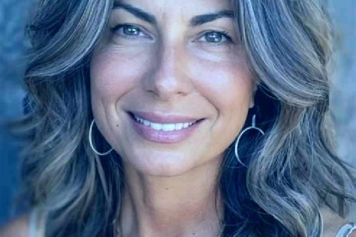 Iris, 26, a brunette grey-eyed middle eastern companion based in Stari Slankamen. Offering Tantra, Dinner Date, Massage. Available for incall and outcall, ov...