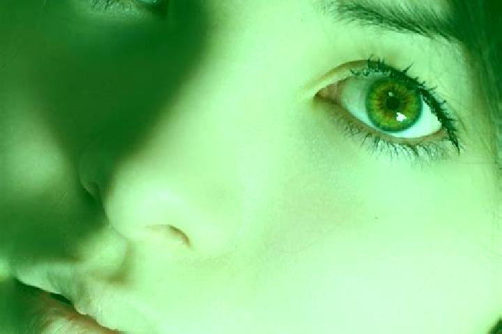Iris, 26, a chestnut hazel-eyed european companion based in South Horizons (Estate). Offering OWO, Travel Companion. Available for incall and outcall, overni...