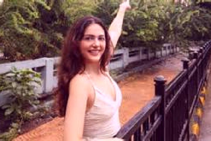 Iris, 26, a red brown-eyed indian companion based in Aneth. Offering Party Girl, Prostate Massage, Fetish. Available for incall and outcall, day and evening ...