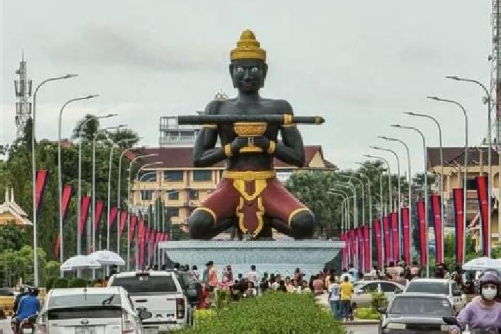 Iris, 26 — Escort in Battambang, Cambodia
