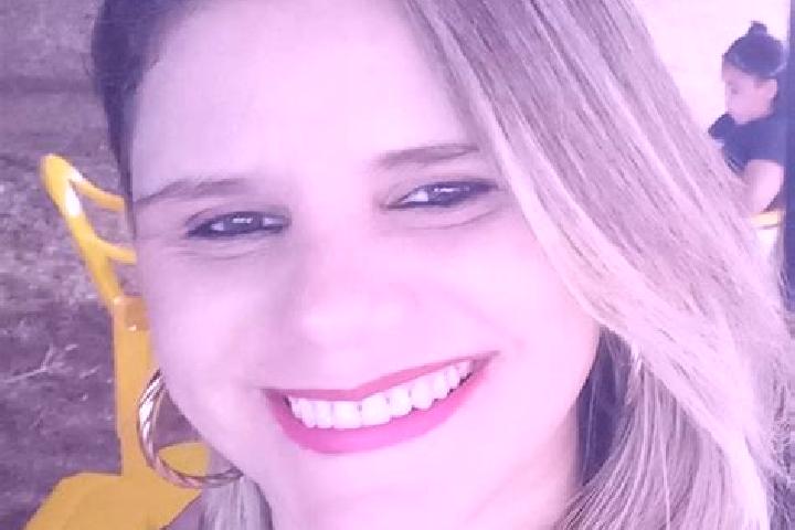 Iris, 26 — Escort in Dianopolis, Brazil