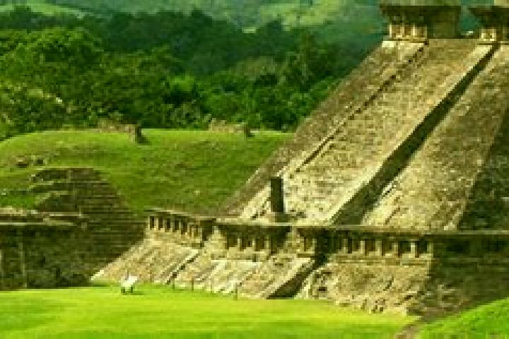 Iris, 26 — Escort in Tres Zapotes, Mexico