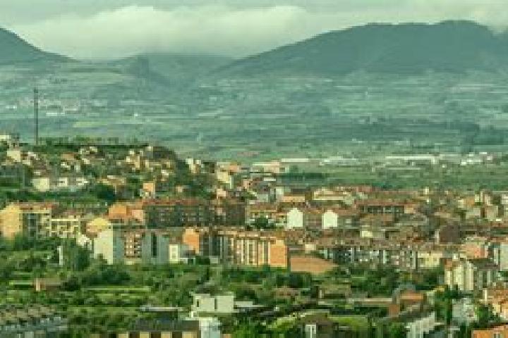Iris, 26 — Escort in Villamediana de Iregua, Spain