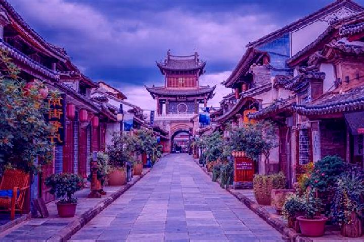Iris, 26 — Escort in Weishan, China