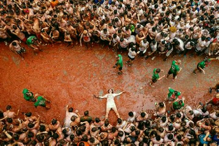 Iris, 27, a auburn blue-eyed latina companion based in La Tomatina. Offering Roleplay, A-Level, Fetish, Overnight, Tantra. Available for incall and outcall, ...