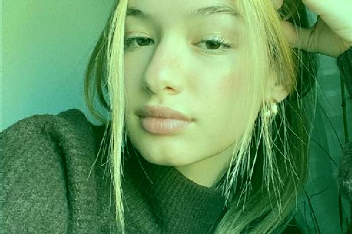 Iris, 27, a blonde brown-eyed indian companion based in Bene Lario. Offering Travel Companion, Striptease, Overnight, Tantra. Available for incall and outcal...