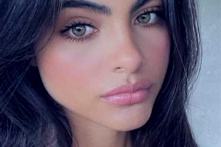 Iris, 27, a brunette brown-eyed middle eastern companion based in Bennsville. Offering Massage, Tantra, Couples. Available for incall and outcall, day and ev...