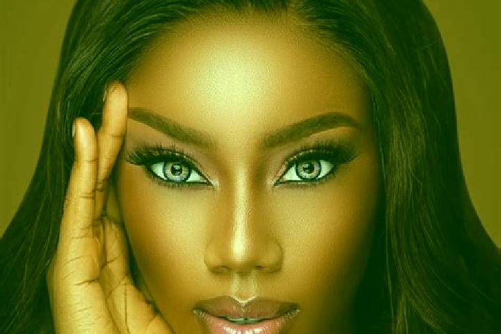 Iris, 27, a chestnut blue-eyed ebony companion based in Claxton Bay. Offering OWO, Couples, BDSM. Available for incall and outcall, overnight bookings availa...
