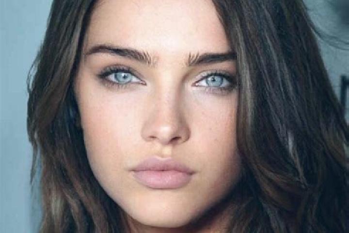 Iris, 27, a chestnut green-eyed caucasian companion based in Thierrens. Offering Deep French Kissing, BDSM, Duos, Dinner Date. Available for incall and outca...