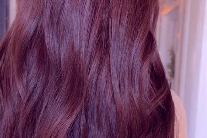 Iris, 27, a red brown-eyed asian companion based in Wattisham. Offering GFE, Striptease, Couples. Available for incall and outcall, overnight bookings availa...