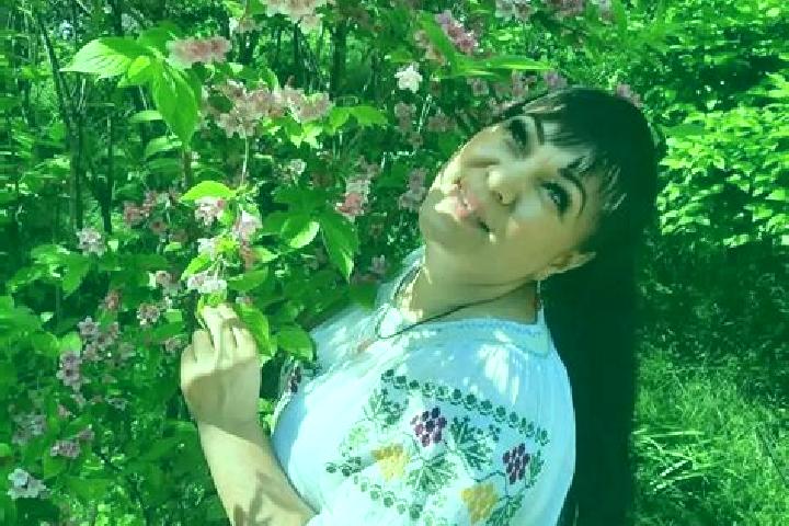Iris, 27 — Escort in Balintesti, Romania