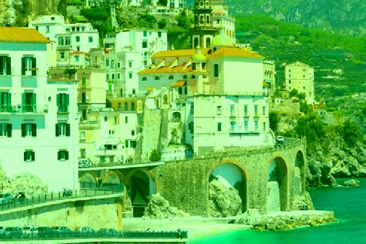 Iris, 27 — Escort in Livo, Italy