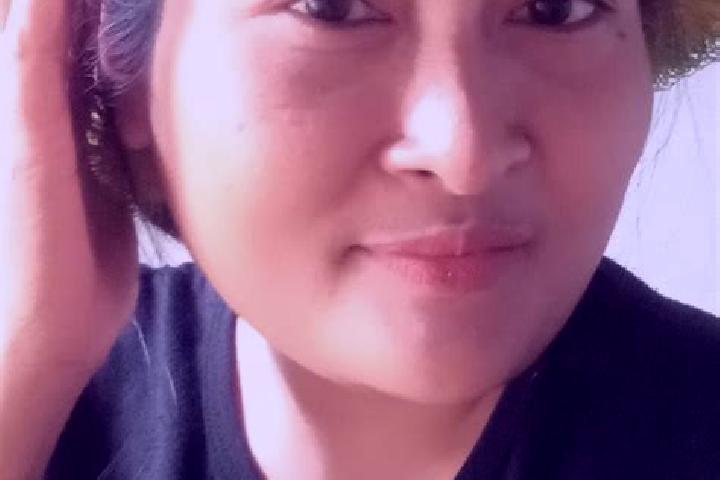 Iris, 27 — Escort in Menggala, Indonesia