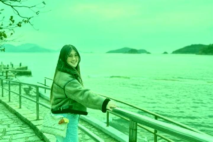 Iris, 27 — Escort in Wanying, China