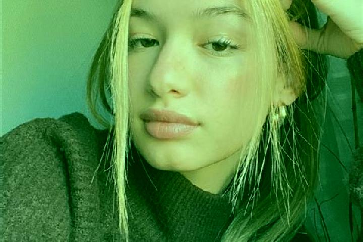 Iris, 28, a blonde brown-eyed caucasian companion based in Vaassen. Offering Girlfriend Experience, Duos, Massage, Deep French Kissing. Available for incall ...