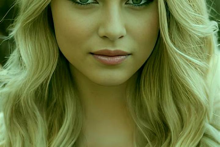 Iris, 28, a blonde dark-eyed indian companion based in Grafenberg. Offering Deep French Kissing, A-Level, GFE, Erotic Massage. Available for incall and outca...
