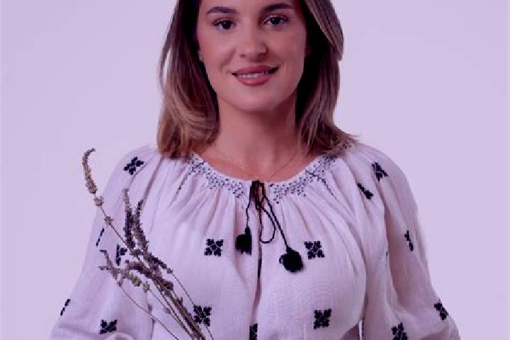 Iris, 28 — Escort in Ghighiu, Romania