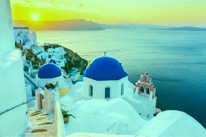 Iris, 28 — Escort in Theodoriana, Greece