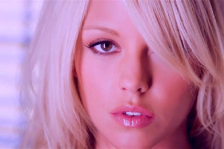 Iris, 29, a blonde brown-eyed asian companion based in Rawawilis. Offering Tantra, Travel Companion, BDSM, A-Level. Available for incall and outcall, overnig...