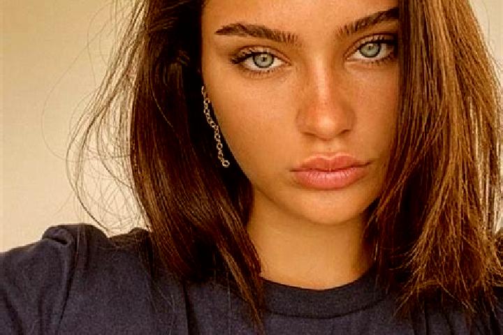 Iris, 29, a brunette blue-eyed slavic companion based in Desert Aire. Offering Party Girl, Prostate Massage, Massage, BDSM, Overnight. Available for incall a...