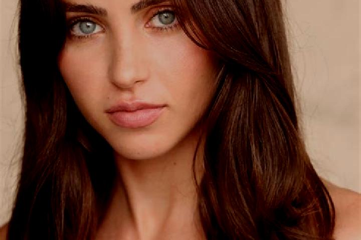 Iris, 29, a brunette brown-eyed ebony companion based in Tangal. Offering Overnight, Couples. Available for incall and outcall, day and evening dates.