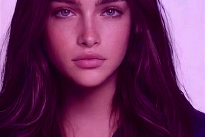 Iris, 29, a brunette grey-eyed caucasian companion based in Poblado Chulavista (El Chorizo). Offering Travel Companion, Erotic Massage, A-Level, Girlfriend E...