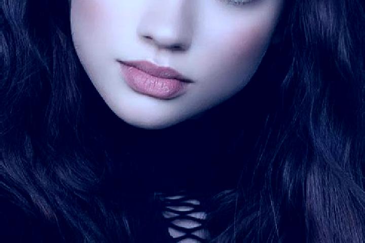 Iris, 29, a brunette grey-eyed european companion based in Malvern East. Offering Roleplay, OWO, Fetish, GFE. Available for incall and outcall, overnight boo...