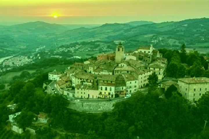 Iris, 29, a chestnut green-eyed latina companion based in Monte Grimano Terme. Offering Overnight, A-Level, Roleplay, Couples, Dinner Date. Available for inc...