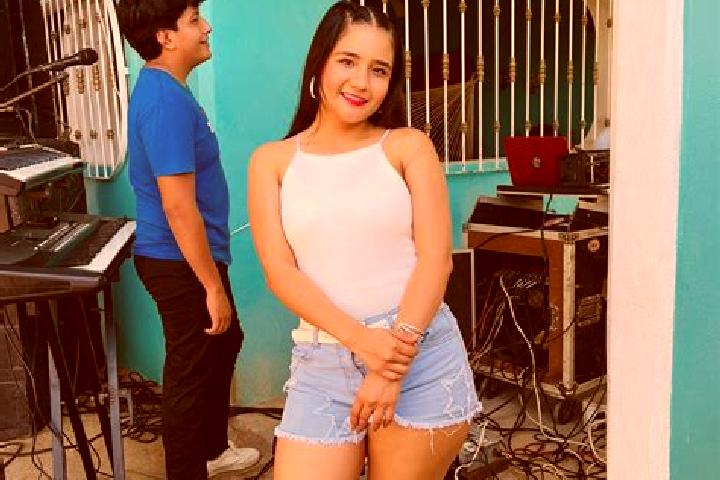 Iris, 29 — Escort in Cacalutla, Mexico