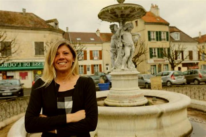 Iris, 29 — Escort in Crouy-sur-Ourcq, France