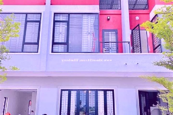 Iris, 29 — Escort in Prey Veaeng, Cambodia
