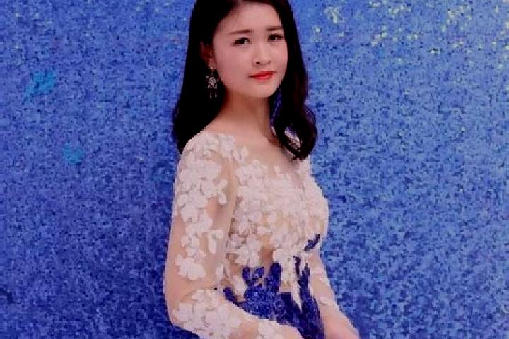 Iris, 29 — Escort in Qiaoting, China