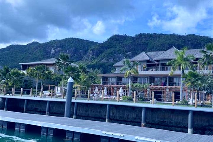 Iris, 29 — Escort in Roche Caiman, Seychelles