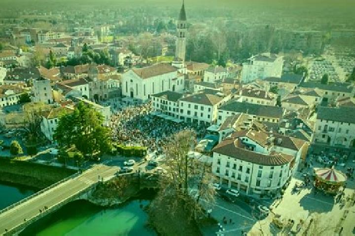 Iris, 29 — Escort in San Stino di Livenza, Italy