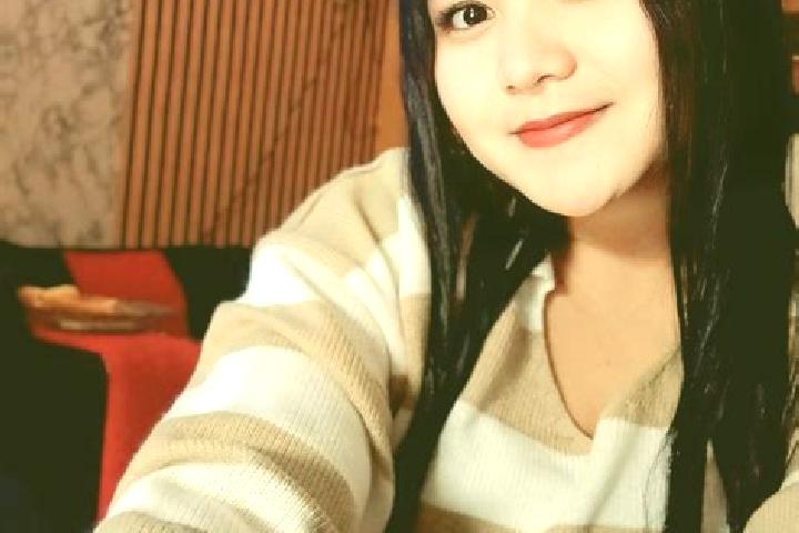 Iris, 29 — Escort in Sinabang, Indonesia