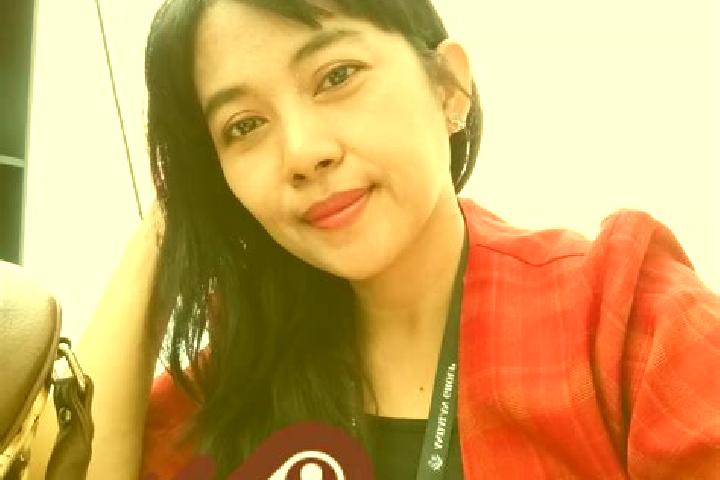 Iris, 29 — Escort in Tegalgede Kulon, Indonesia