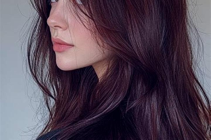 Iris, 30, a auburn brown-eyed mediterranean companion based in Lingqian. Offering 69, Roleplay, Fetish, Erotic Massage. Available for incall and outcall, ove...