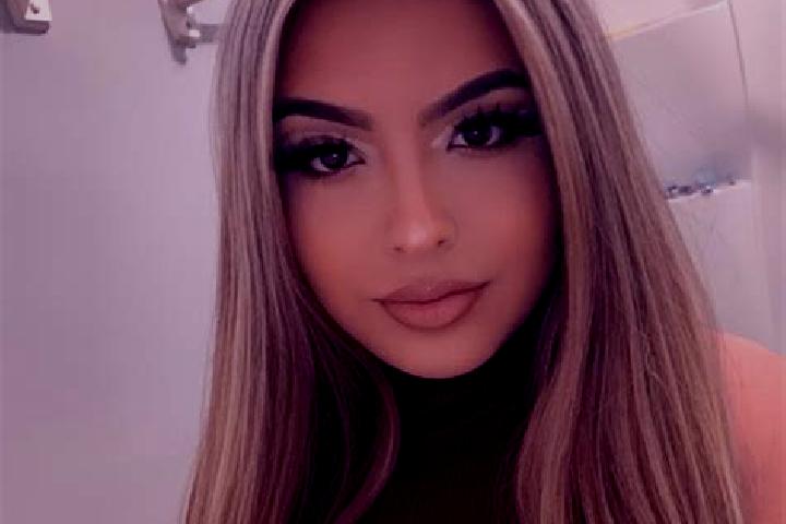 Iris, 30, a blonde grey-eyed latina companion based in Cauday. Offering Massage, Party Girl, Domination, Erotic Massage, Travel Companion. Available for inca...