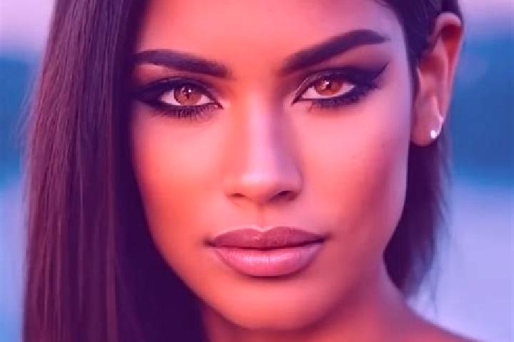 Iris, 30, a brunette dark-eyed latina companion based in Romos. Offering Travel Companion, Girlfriend Experience, Overnight. Available for incall and outcall...