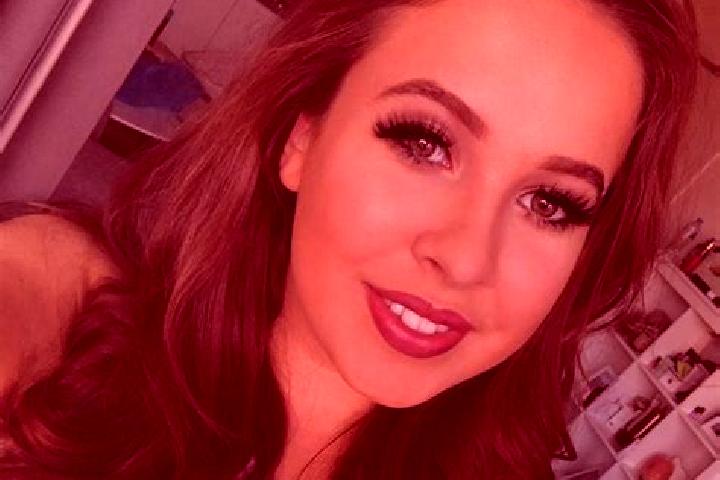 Iris, 30, a brunette grey-eyed ebony companion based in Zouila. Offering Overnight, CIM, Deep French Kissing, OWO. Available for incall and outcall, overnigh...