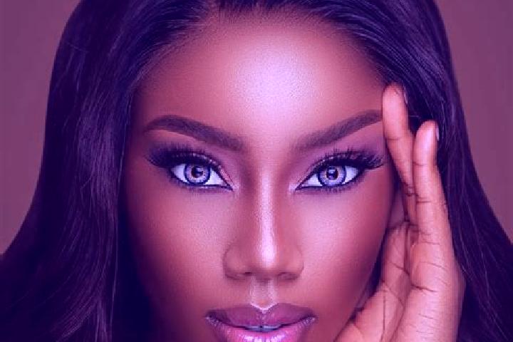 Iris, 30, a chestnut blue-eyed ebony companion based in Remetekertvaros. Offering Tantra, BDSM, Deep French Kissing. Available for incall and outcall, overni...
