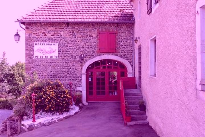 Iris, 30 — Escort in Arthez-d Asson, France