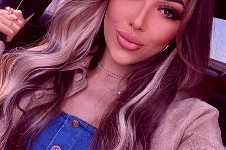 Iris, 31, a dark blonde brown-eyed asian companion based in Laguna. Offering Duos, Striptease, GFE. Available for incall and outcall, day and evening dates.